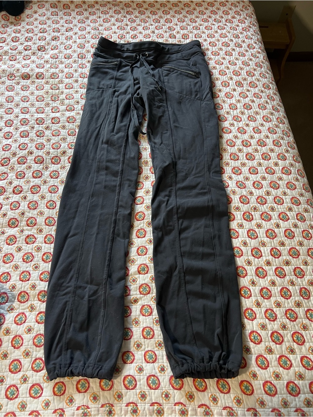 Athleta Dark Gray Jogger Activewear Pants size XS